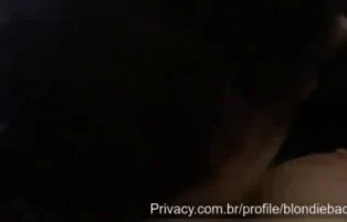 Carolina Konnova faz sexo selvagem com estranho na rua