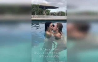 Luana Morais e Angel Kwy mostrando a buceta